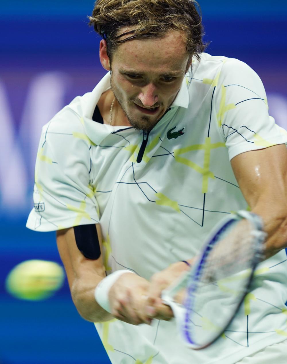 怀着对拳击 怀着对拳击