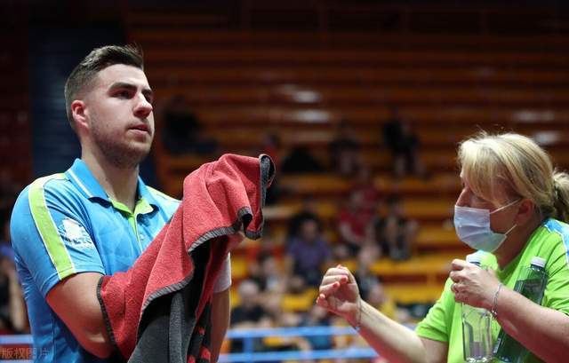 他却被皇家 他却被皇家