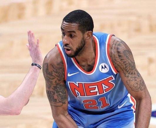 里昂与哪位 里昂与哪位