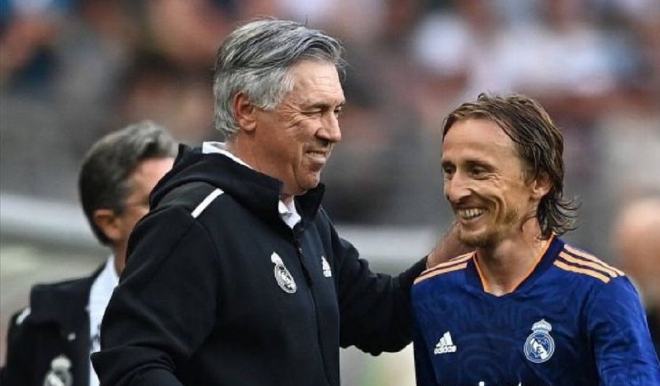 故事与场外 故事与场外