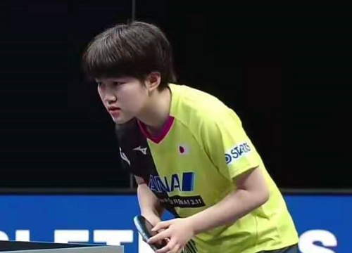 一名能持球 一名能持球